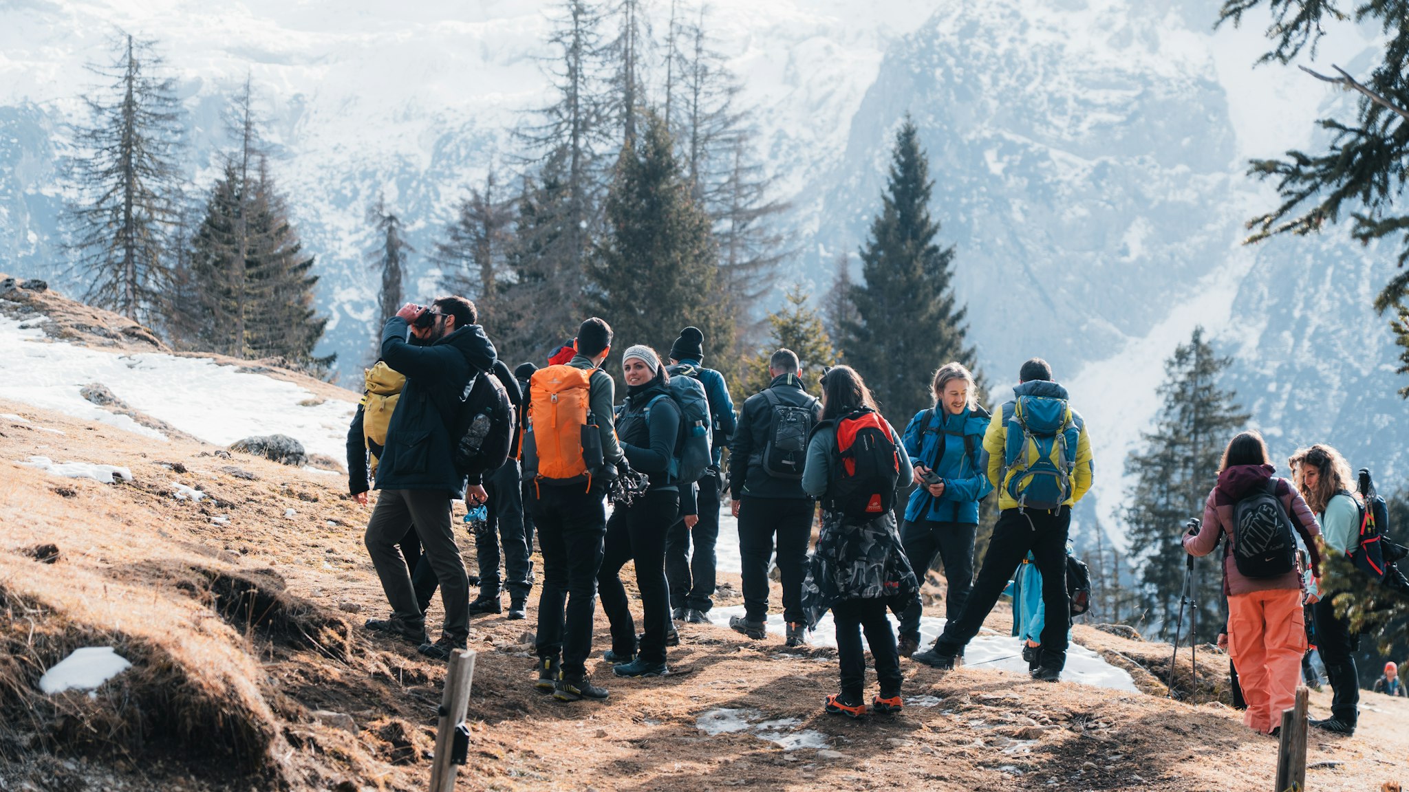 Gruppo Dolomiti da sogno in escursione a Malga Maraia nel Cadore