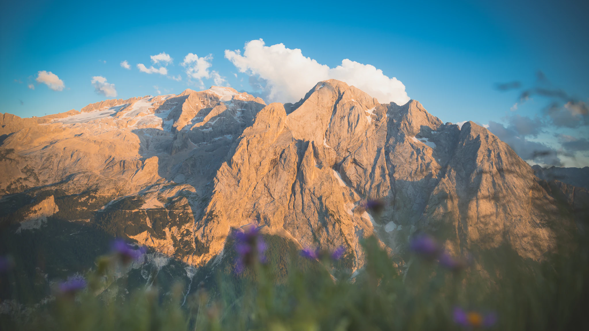 Escursione con tramonto lungo il Viel del Pan