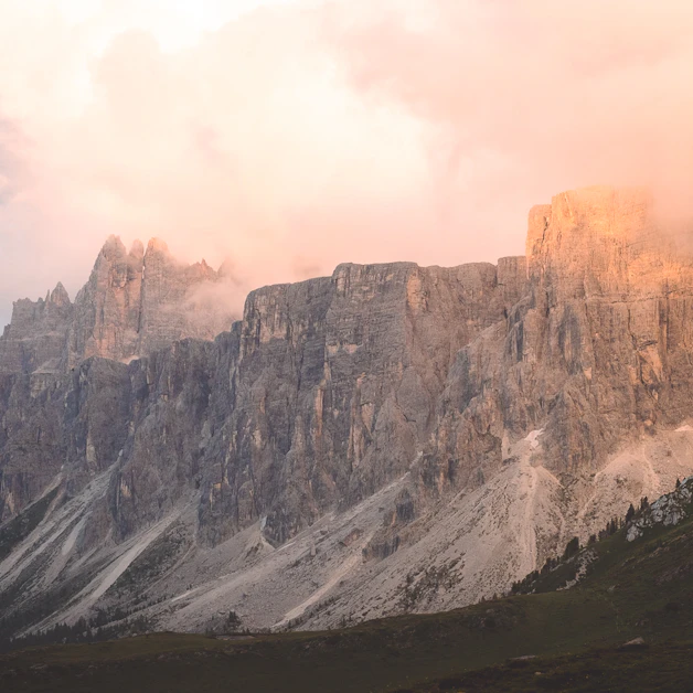Escursione con tramonto da Passo Giau al Mondeval
