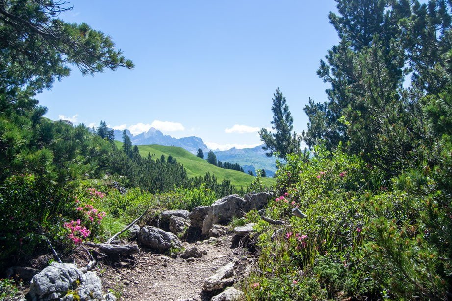 Alta Via di Colfosco e cascate del Pisciadù