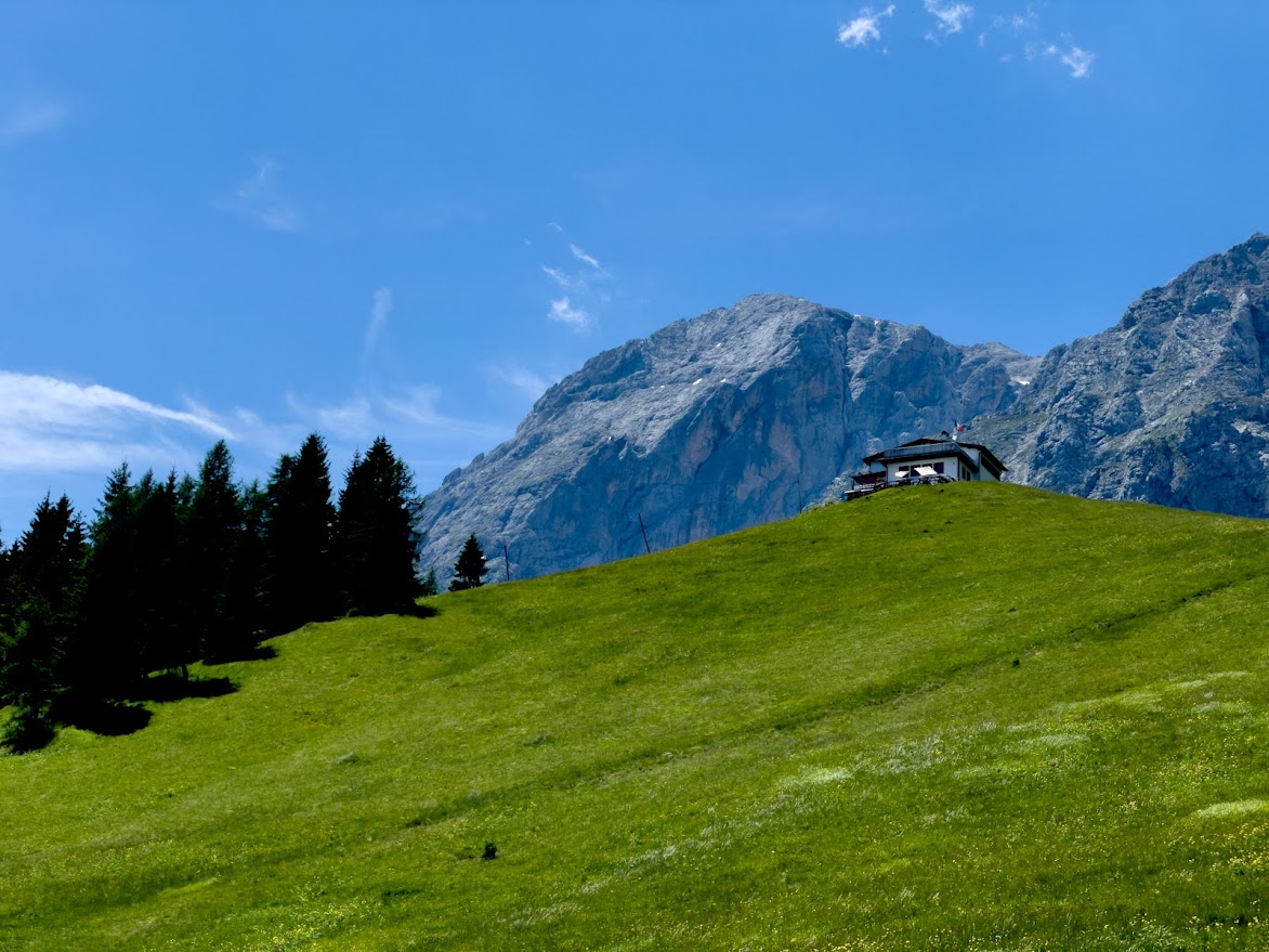 Weekend al Rifugio Scarpa-Gurekian: da Forcella Aurine ai piedi dell'Agner
