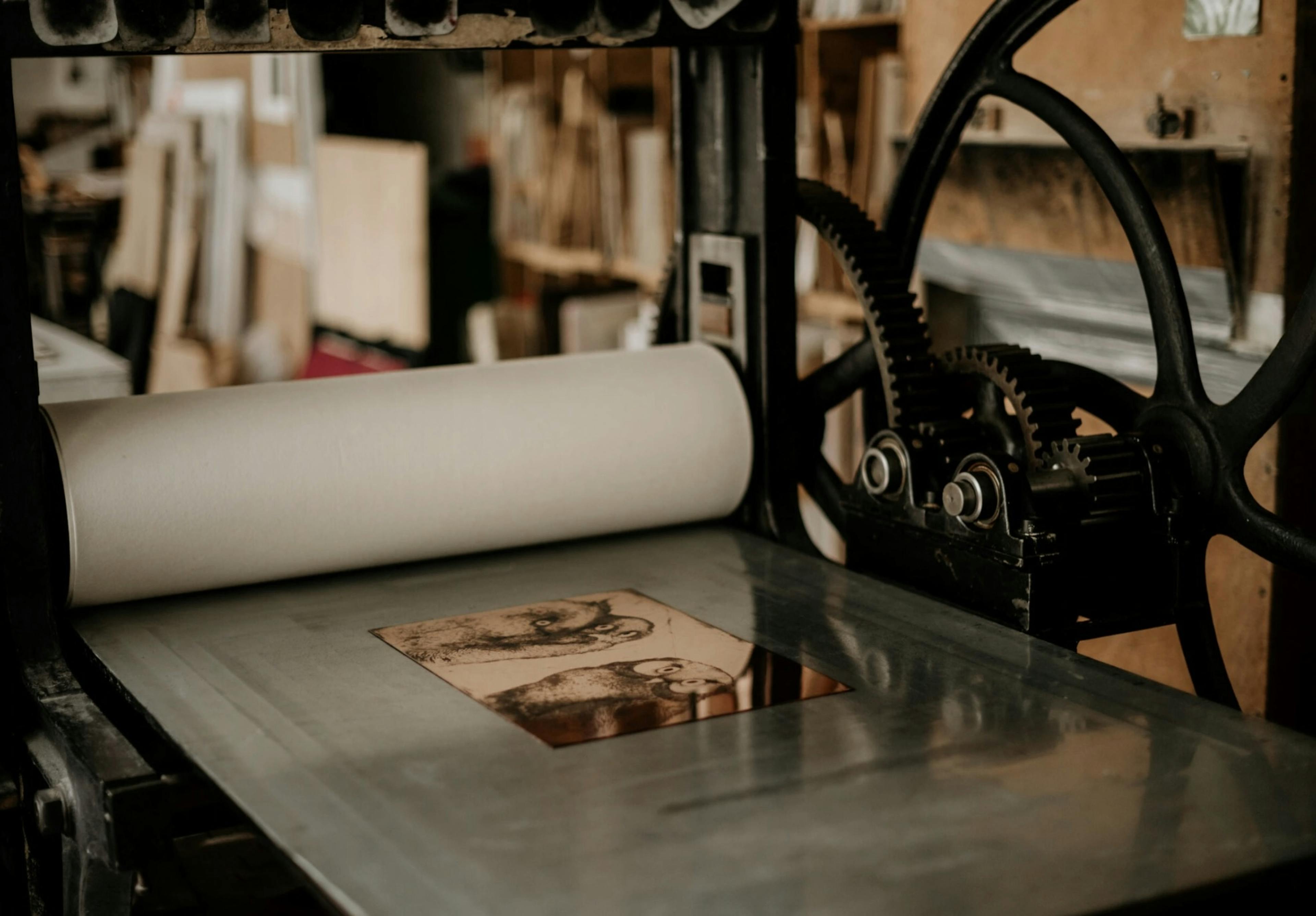 Atelier gravure Marjan Seyedin Domaine de Cazenac