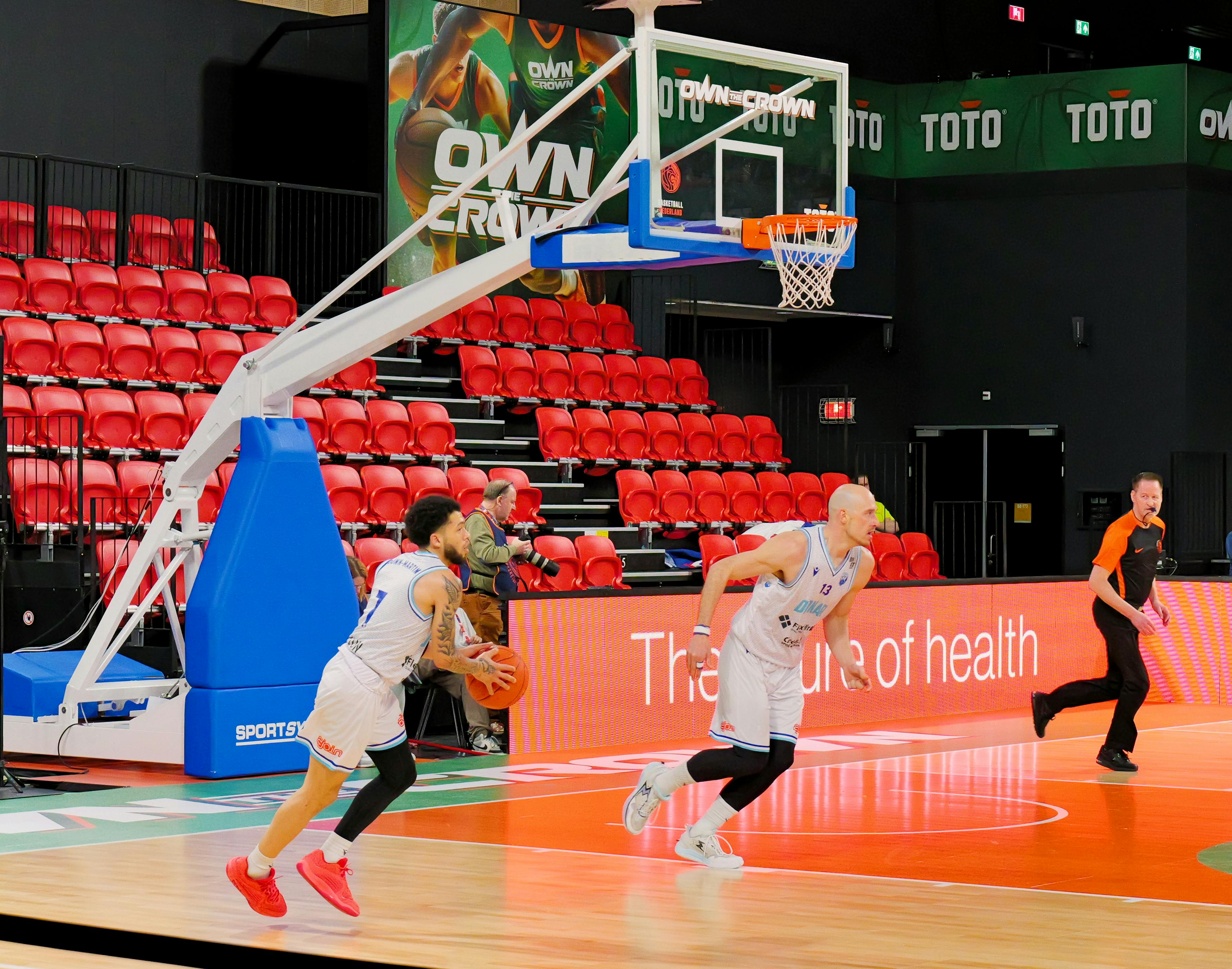 Tavian Dunn-Martin tijdens de Toto beker wedstrijd