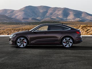 Audi Q8 e-tron (2023) Review