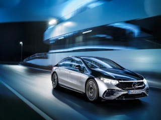 Mercedes-Benz EQS (2023) Review