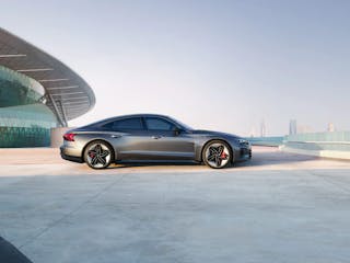 Audi RS e-tron GT (2022) Review