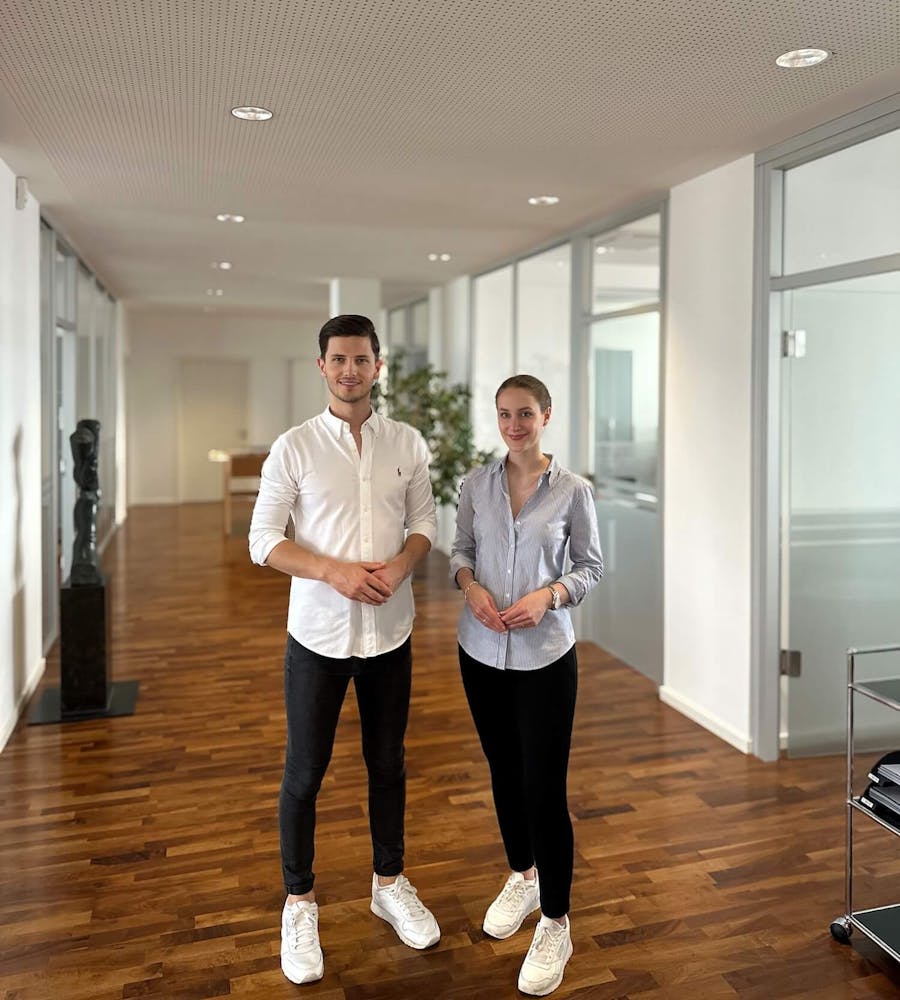 Niklas Mocker und Lina Albert Gründer von dotega.