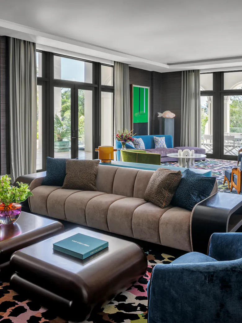 Waterfront Living Room Decorating Ideas