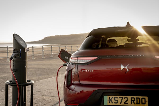 DS 3 E-Tense charging