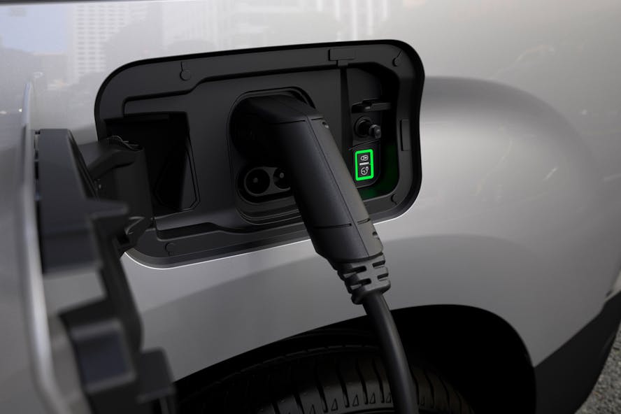 Peugeot e-Partner Charging port