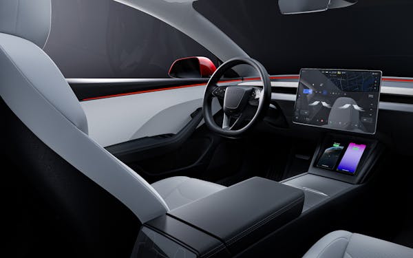 Tesla Model 3 2024 interior