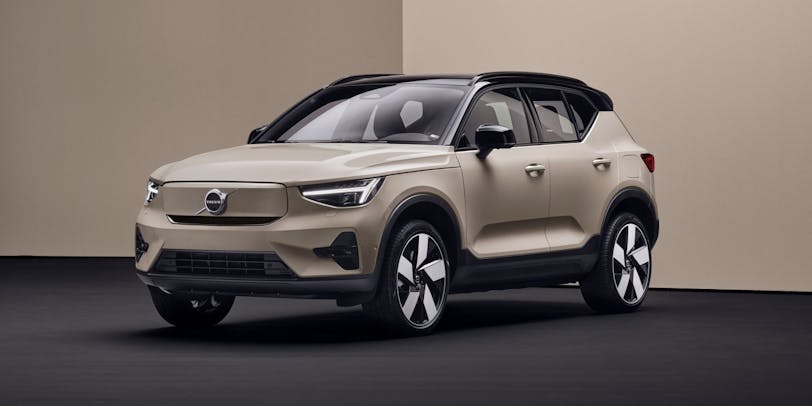 Volvo EX40 2024