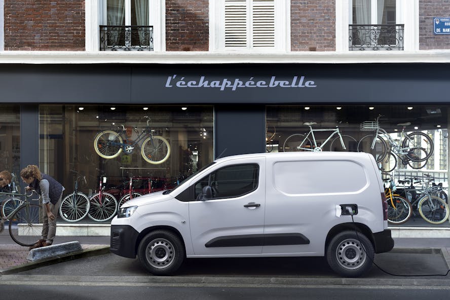 Citroen e-Berlingo M charging