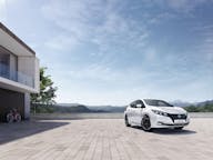 Nissan leaf shiro