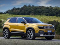 Jeep Avenger SUV front