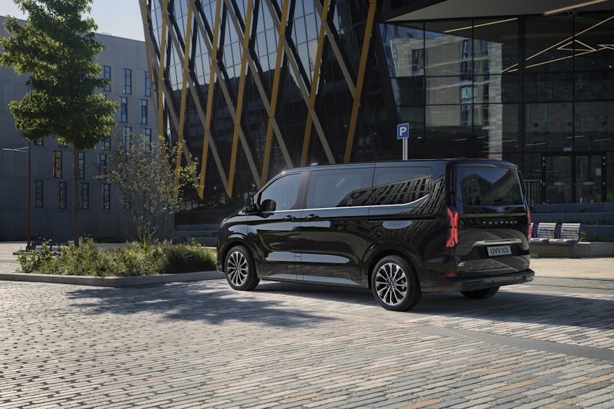 Ford E-Tourneo Custom