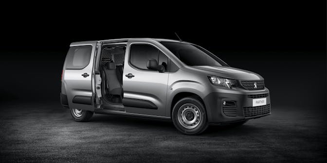 Peugeot e-Partner crew van