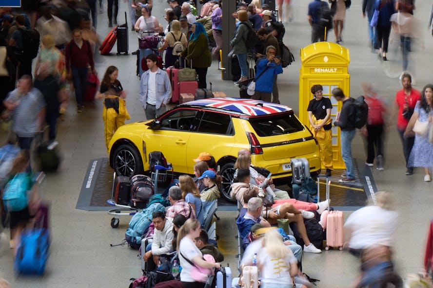 Renault 5 E-Tech St Pancras London