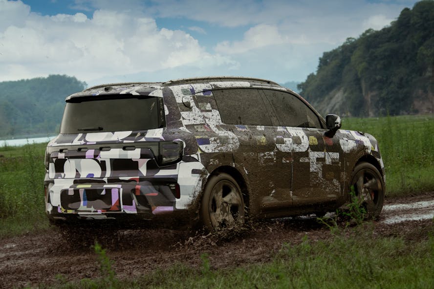 Smart #5 camouflaged