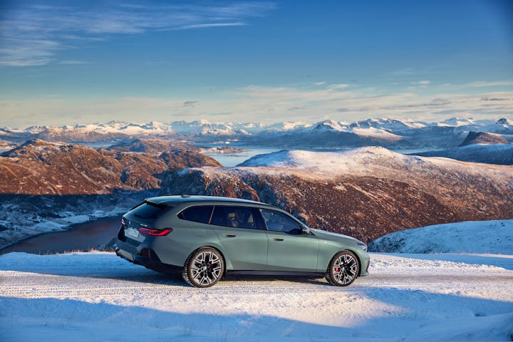 BMW i5 Touring 2024