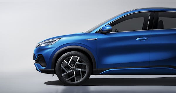 Byd atto 3 electric car side profile