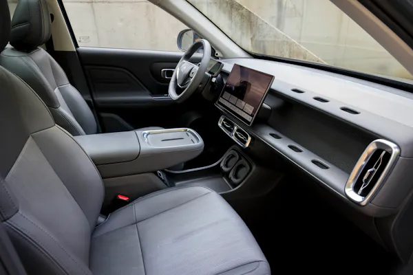 Leapmotor b10 interior 