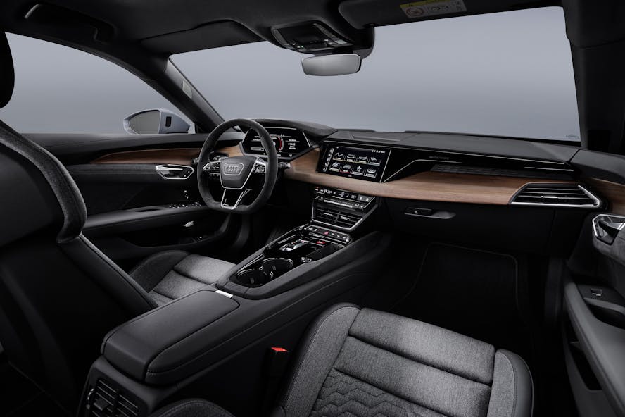 Audi e-tron GT interior