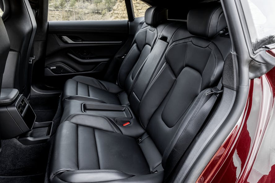 Porsche Taycan Cross Turismo rear seats