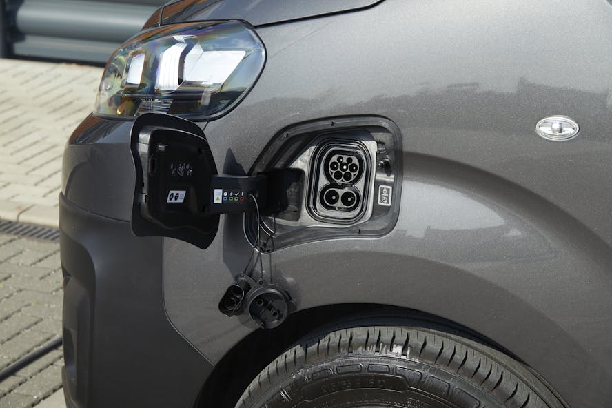 Citroen e-Dispatch charging port