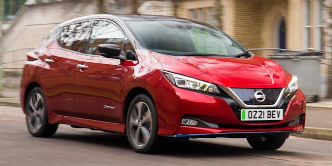 Nissan Leaf red