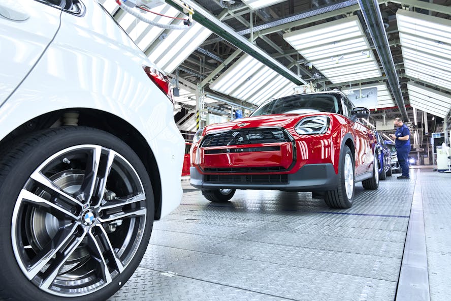 MINI Countryman Electric production line 2024