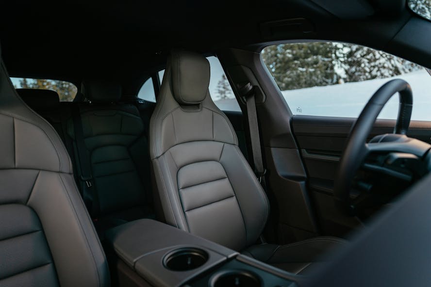 Porsche Taycan Sport Turismo interior