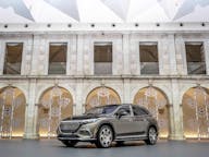 Mercedes-Maybach EQS SUV