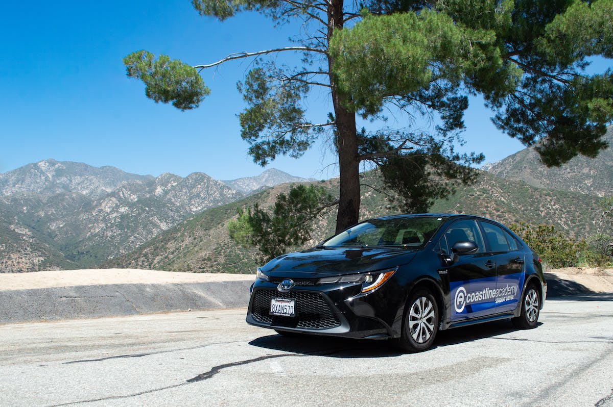 As Freedom Driving School shuts down unexpectedly in Colorado, Coastline Academy is offering to help with free driver's ed course..