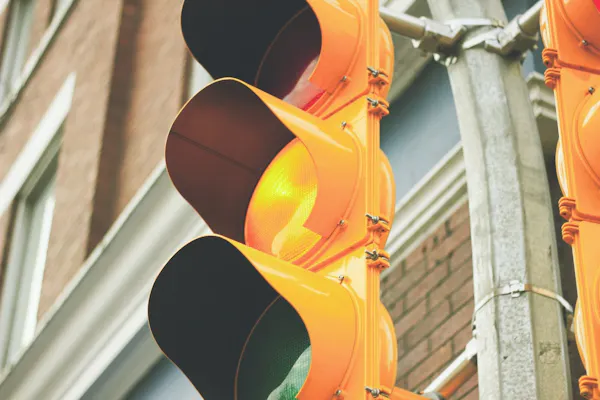 First Yellow Light Driver's Ed: Flashing Yellow Light vs. Steady Yellow Light