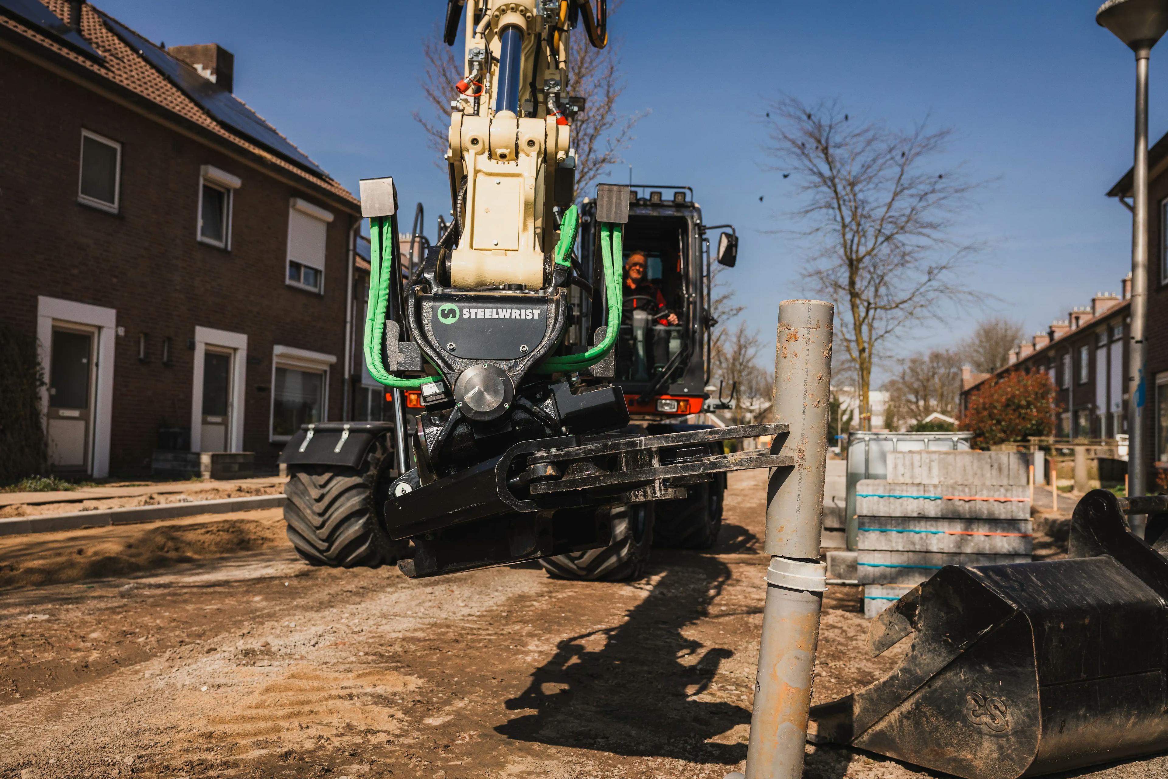 Draaikantelstuk voor graafmachines