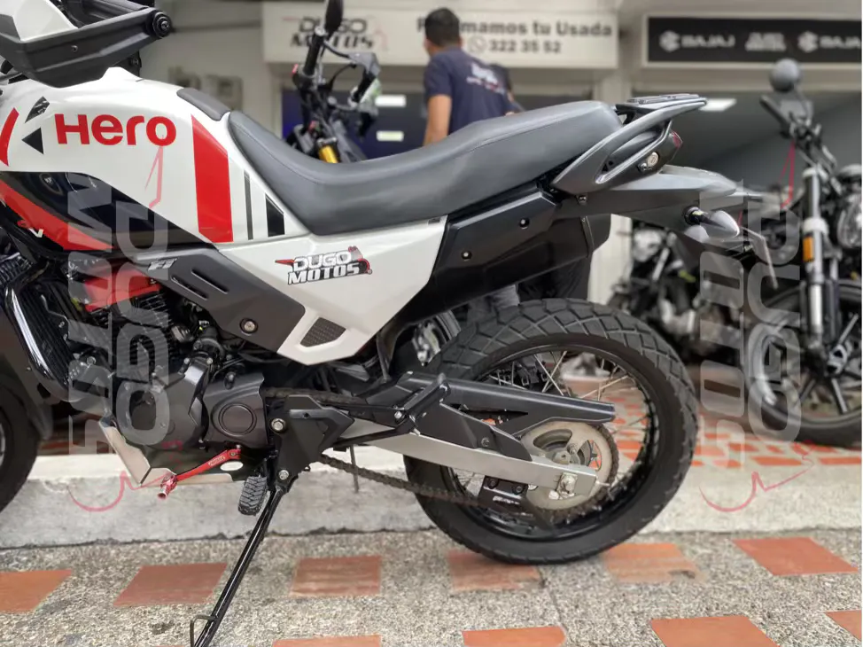 XPULSE 200 R 4V