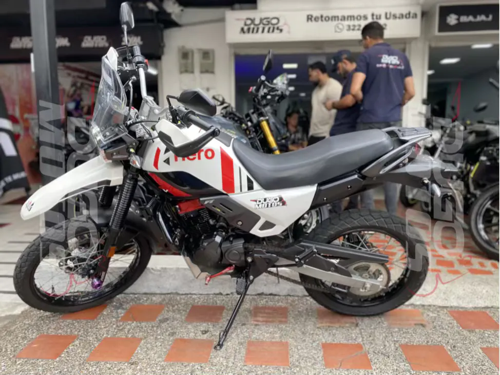 XPULSE 200 R 4V