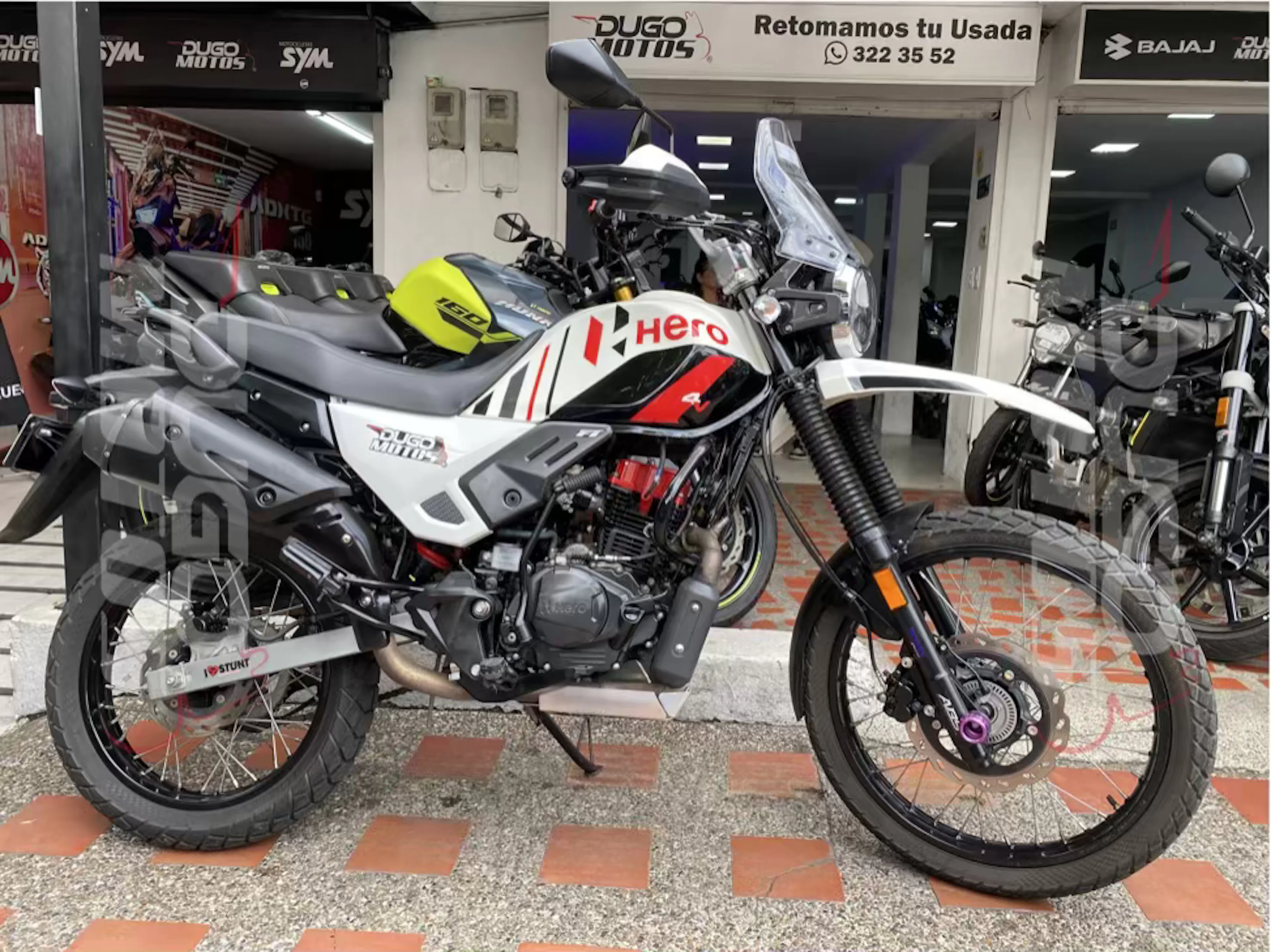 XPULSE 200 R 4V