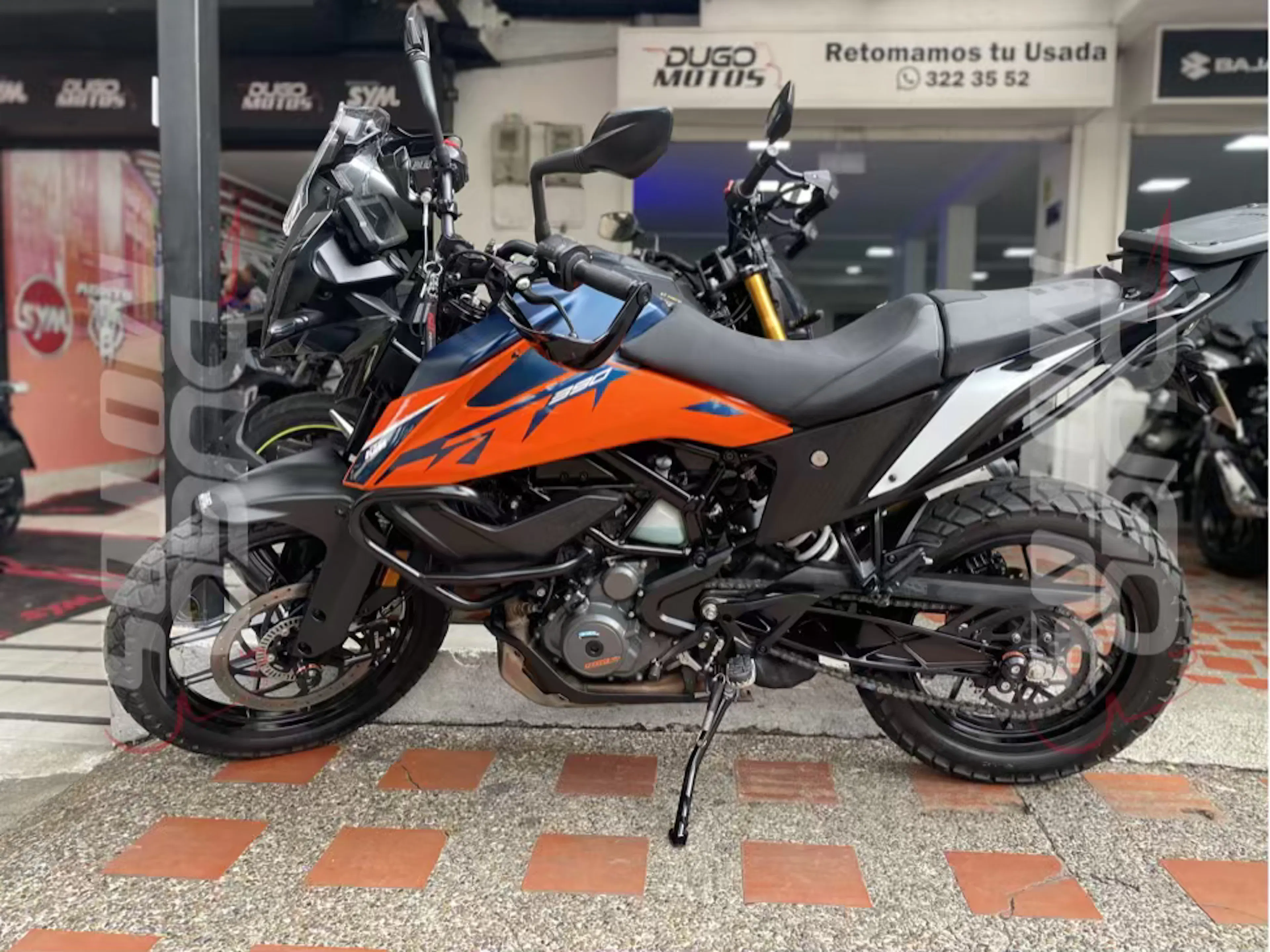 390 ADVENTURE