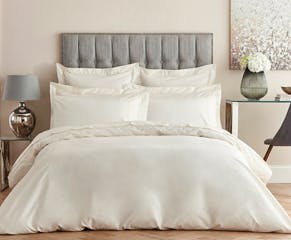 Made from 100% cotton, our 400 Thread count Percale bedding is soft and cool against your skin, making it ideal for warm sleepers and warmer nights. Every piece from this range comes with a 10 Year Guarantee, and meets the highest standards for fabric performance, colour retention and appearance after 240 washes. Ideal for: Those who like cool pure cotton bed linen with a matte appearance.