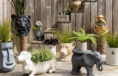 To complement your greenery’s natural beauty