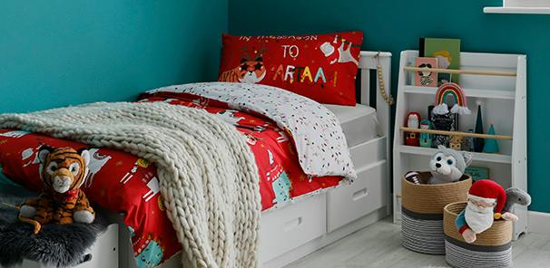 HOW MANY SLEEPS? FESTIVE BEDROOMS FOR KIDS
