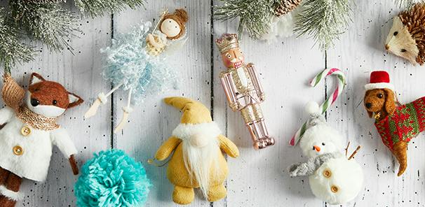 DECORATIONS AS UNIQUE AS YOUR HOME
