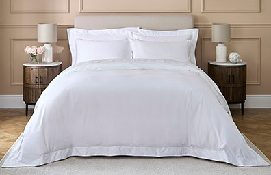 Colourblocked curations keep styling simple