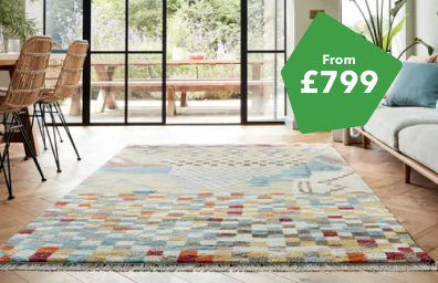 Delicate tassel trim