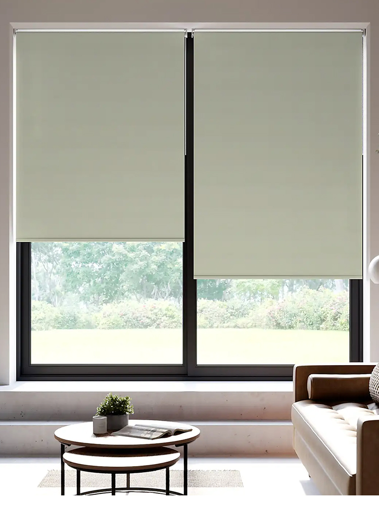 Blackout blinds