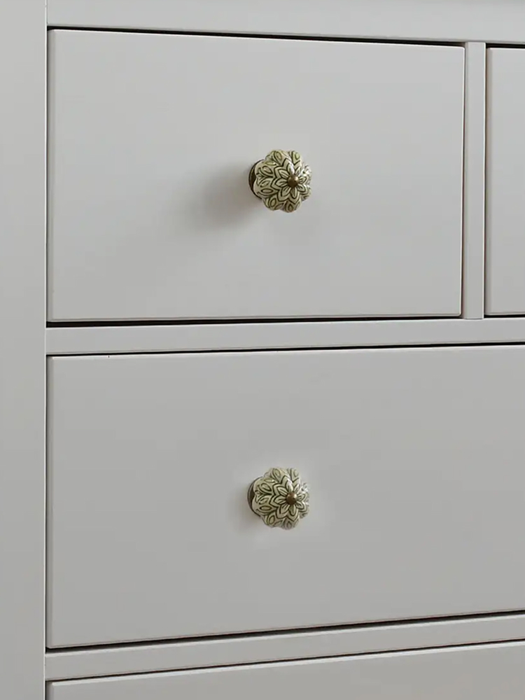 Door handles & knobs