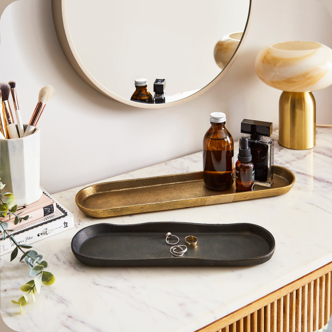 Decorative trays & bowls