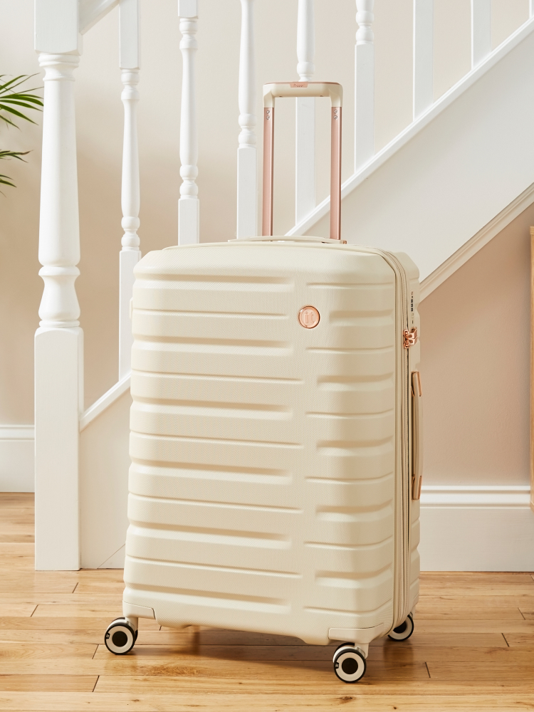 It Luggage Submission Suitcase